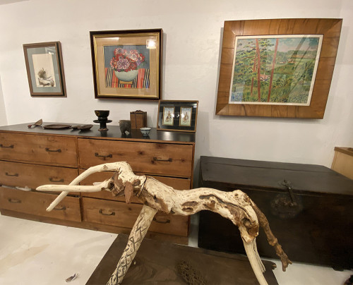 昔ながらの画廊のように